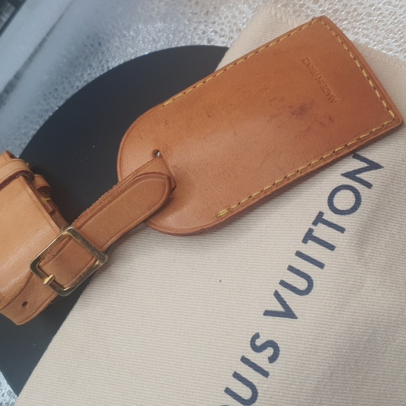 Louis Vuitton Luggage Tag and Poignet. *Authentic * - Picture 4 of 10